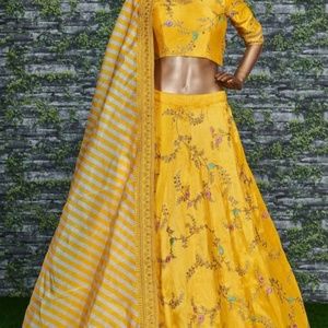 Yellow Silk-blend Lehenga Choli (3 pcs)